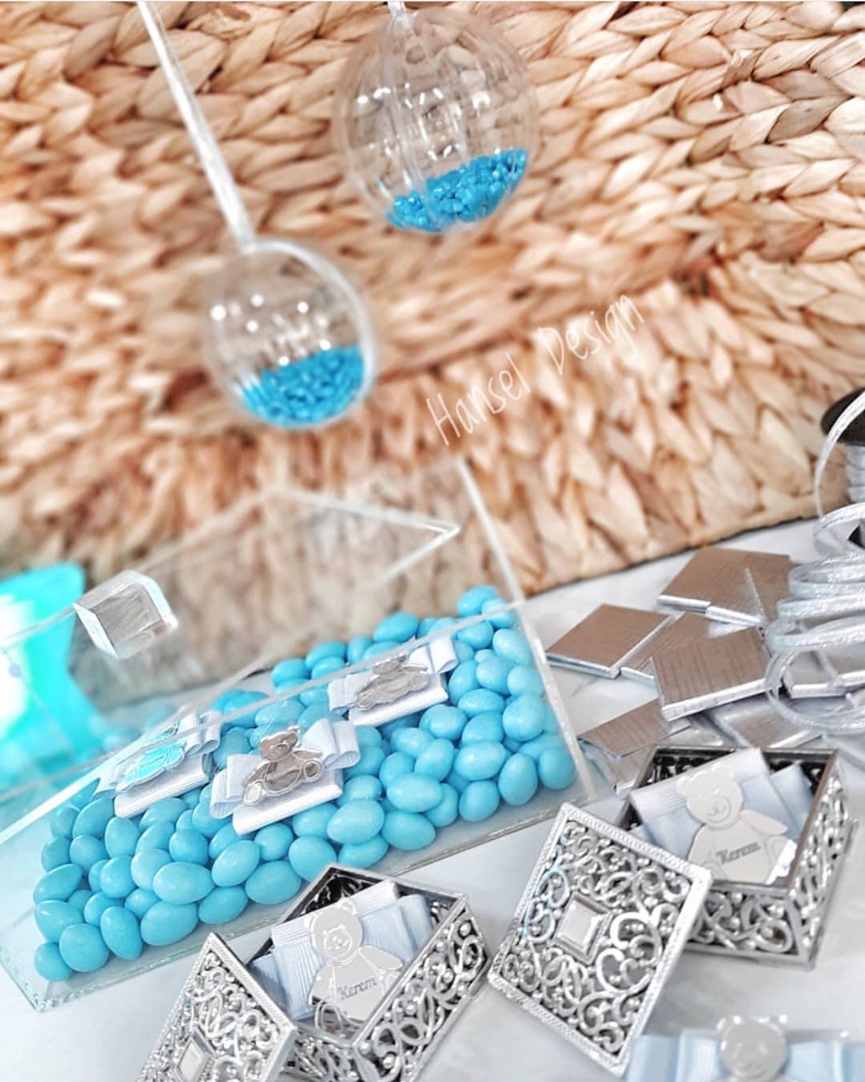 Şık Sunumlar için Küre Kutu 