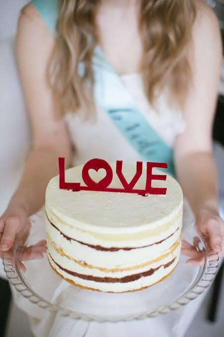 Kırmızı Pasta Süsü