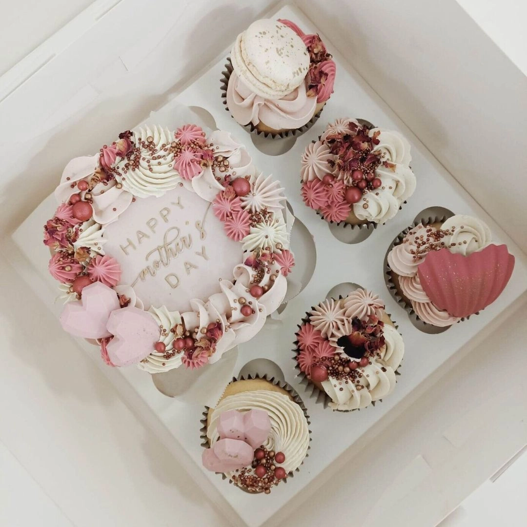 Anneler Günü İçin Cupcake ve Mini Pasta Hediye Fikirleri