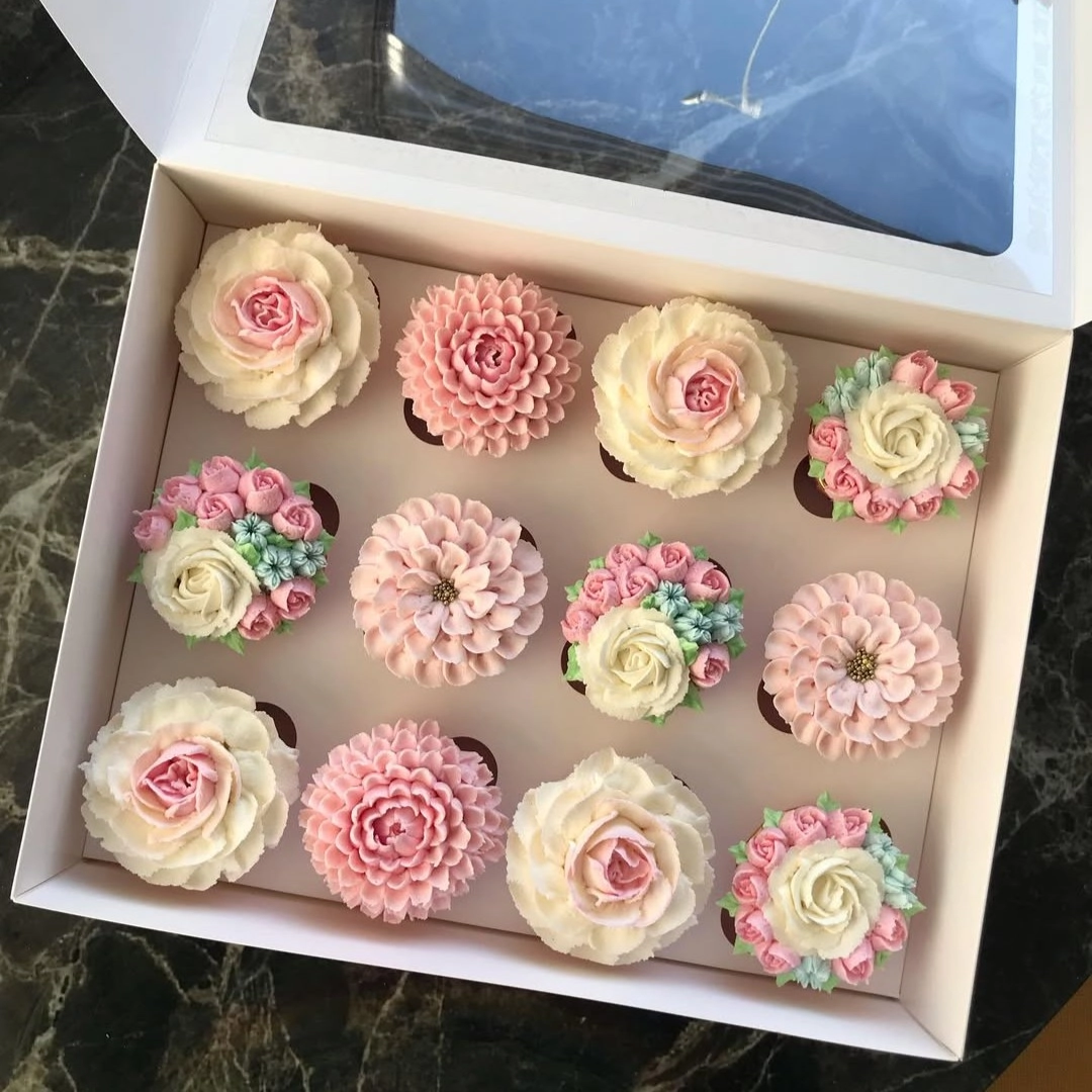 12’li Pencereli Cupcake Kutusu