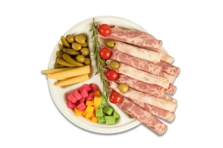 3 Bölmeli Şeker Kamışı Tabak 25 cm – Kompostlanabilir Bölmeli Tabak (12’li Paket)