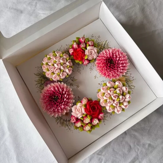Çelenk Baskılı 6 Bölmeli Çiçek Cupcake Kutusu