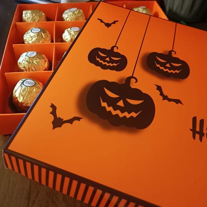 16 Bölmeli Halloween Cadılar Bayramı Karton Kutu