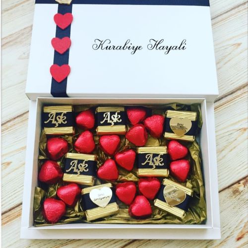 Sevgililer Günü Beyaz Karton Kutu 