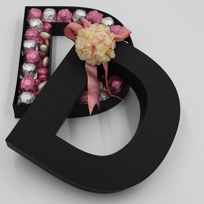 Harf Karton Kutu – Çiçek, Çikolata ve Hediyelik Sunum Kutusu