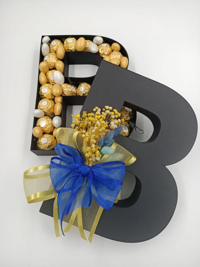 Sarı Lacivert Hediye Kutusu Hazır Süs