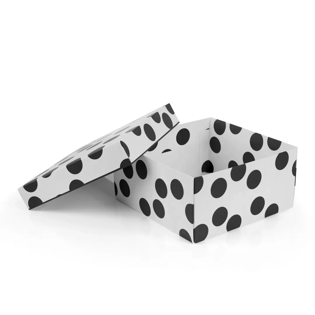 Siyah Puantiyeli Hediyelik Karton Kutu 