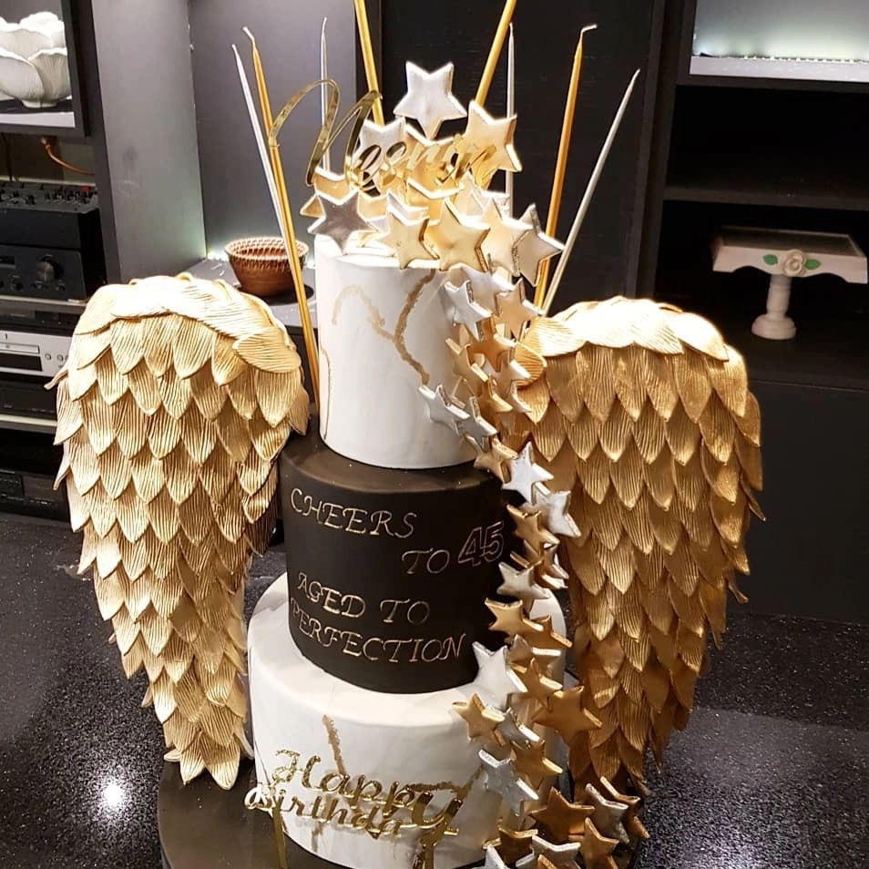 Uzun İnce Pasta Mumu 32 cm
