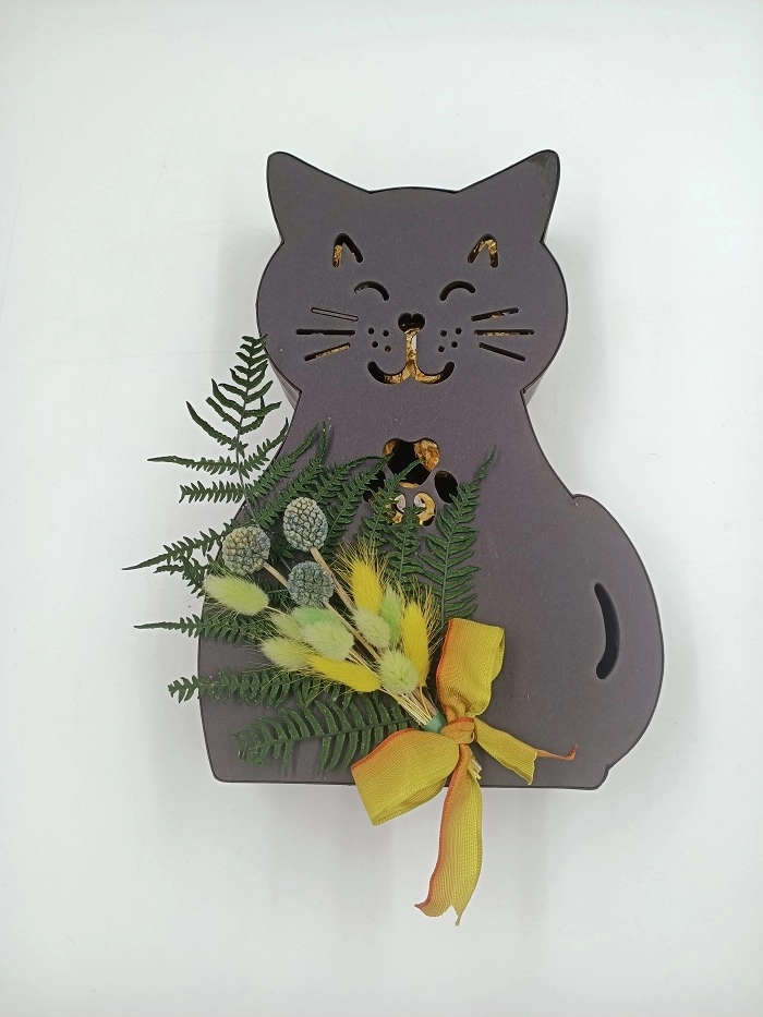 Kedi Şeklinde Karton Kutu
