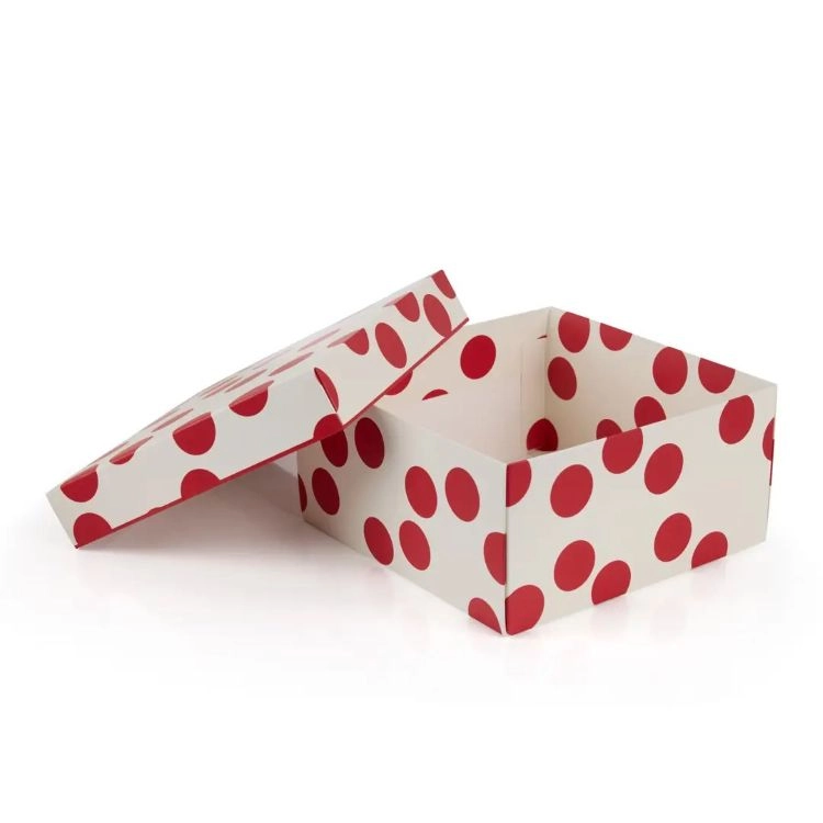 Kırmızı Puantiyeli Hediyelik Karton Kutu 