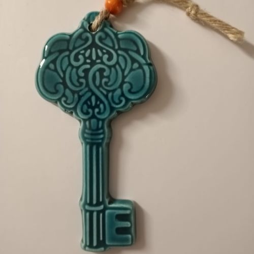 Seramik Anahtarlık Şeklinde Turkuaz Dekoratif Obje