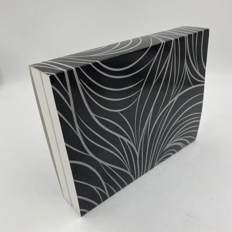 Premium Tasarım Kılıflı Kapaklı Hediyelik Kutu – 19,5x25,5x5,5 cm | Özel Gün Serisi