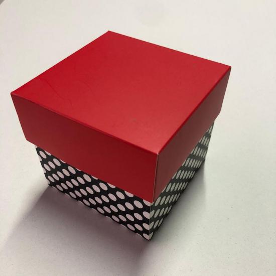 Karton Kutu | Siyah Beyaz Puantiyeli Karton Kutu | Falbelo