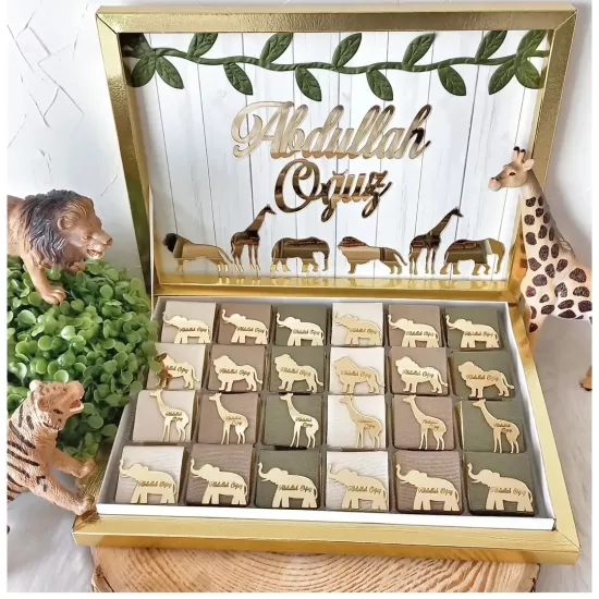 24’lü Bölmeli Seperatörlü Madlen Çikolata Kutusu