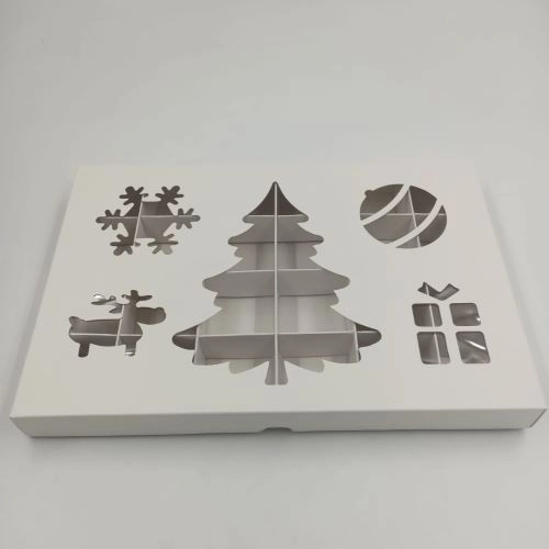 24 Bölmeli Yılbaşı Temalı Kutu (5’li Paket) 